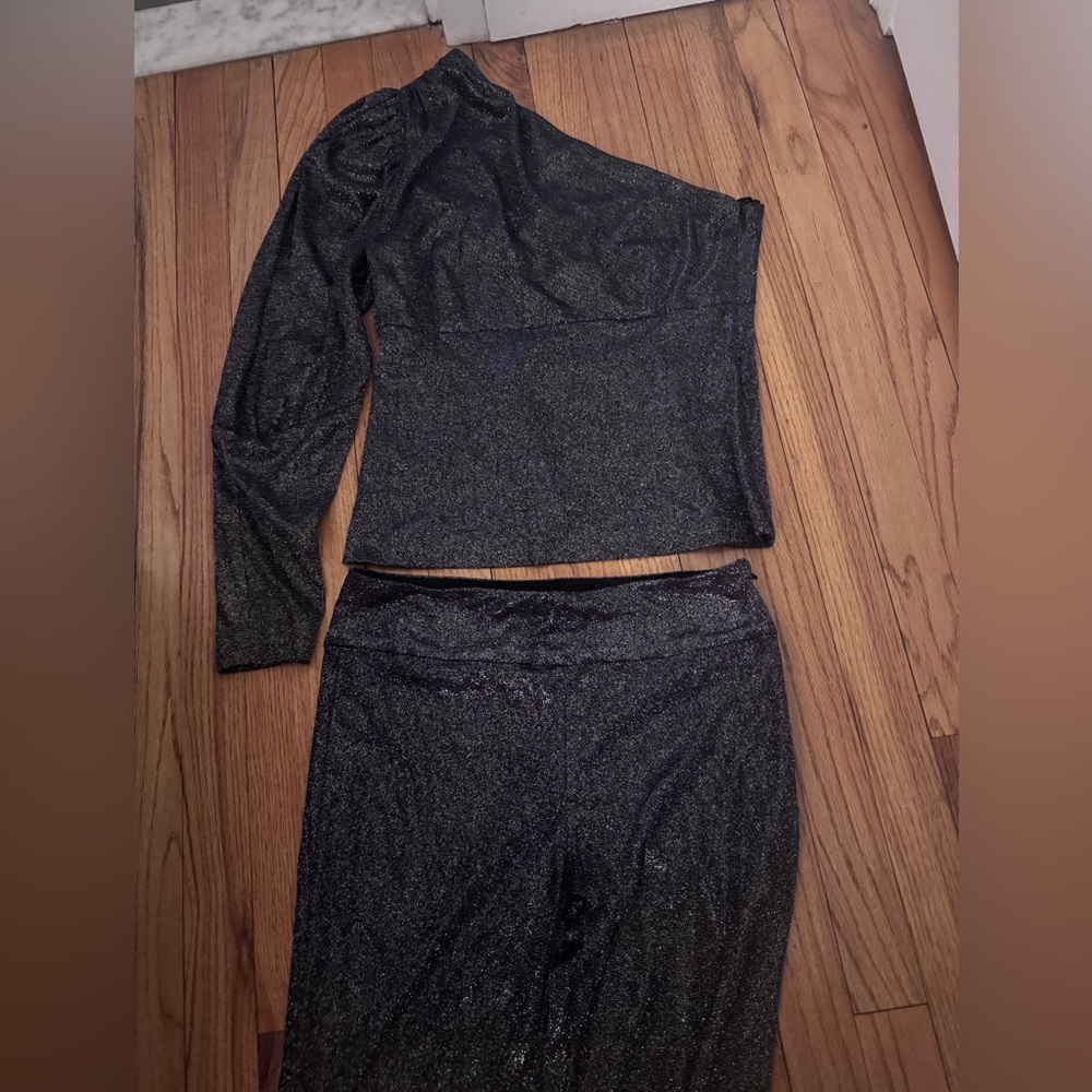 NICOLE MILLER 2 Piece Sparkly   Bell  Leg Pants Sz Medium One Shoulder Top